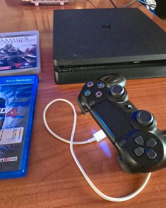 PlayStation 4 slim 1T + joystik + giochi 