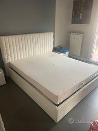 Letto matrimoniale