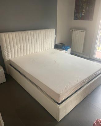 Letto matrimoniale
