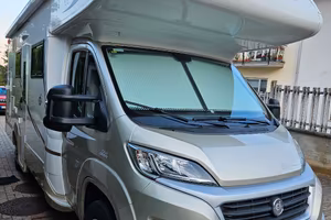 CAMPER C.I. MAGIS 77  Mansardato 7 posti 