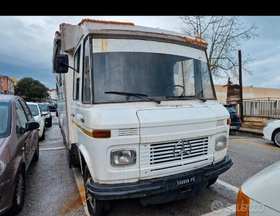 Camper Mercedes 508 D