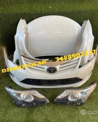 Toyota Avensis 2013 Ricambi parte anteriore