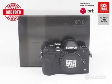 Olympus OM-D E-M10 IV