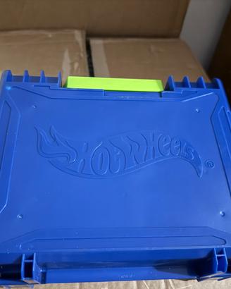 Hot Wheels Micro Shark Park Playset