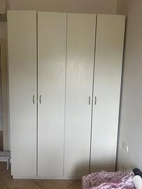 Armadio bianco