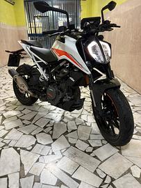 Ktm Duke 390 2022  (A2)