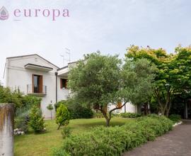 Villa singola a Rorai Grande centro
