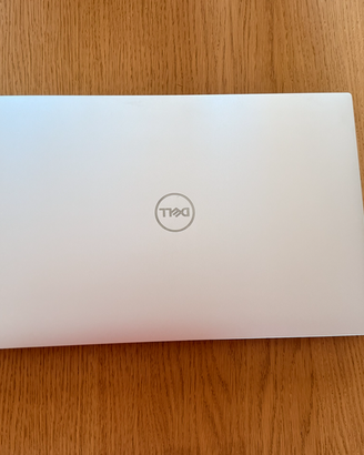 PC Portatile Dell XPS 17 9700 4k 2060 1Tb
