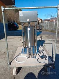 Insaccatrice elettrica Vevor 15 lt NUOVA , entra !