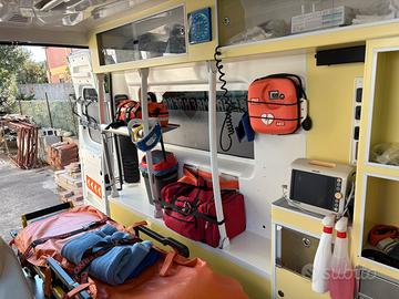 Ambulanza fiat ducato