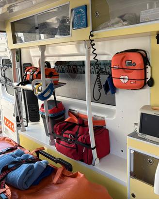 Ambulanza fiat ducato