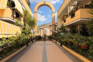 4 LOCALI A SANTA MARIA A VICO