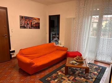 2 LOCALI A DESENZANO DEL GARDA