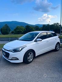 HYUNDAI I 20