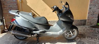 aprilia atlantic 400