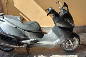 aprilia atlantic 400