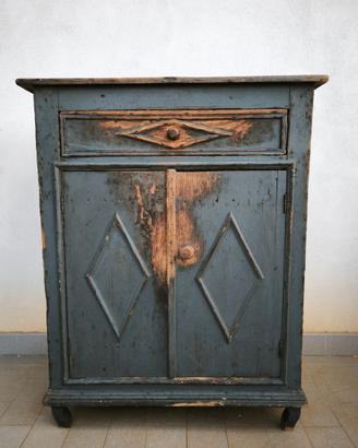 Antica credenza del 1909/1910
