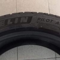 Coppia Michelin Pilot Alpine 5 misura 235/45 R18