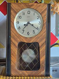 Orologio a pendolo vintage