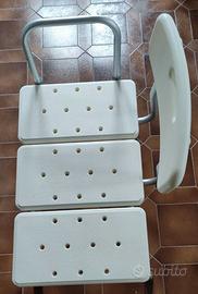 Sedia da doccia/vasca regolabile.