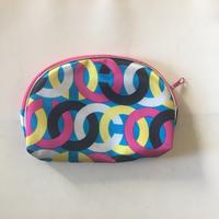 Piccolo e sgargiante beauty-case vintage