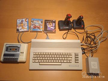 Commodore 64 ed accessori.