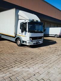 MERCEDES AYEGO 818