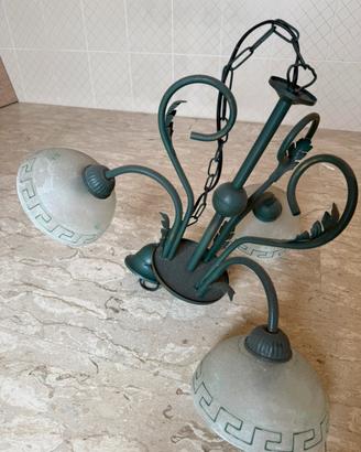 Lampadario verde in ferro battuto
