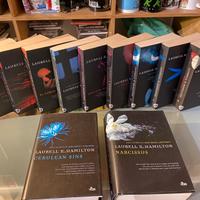 Laurell K. Hamilton - “Le storie di Anita Blake”