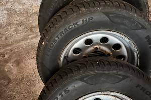Gomme e cerchi Suzuki