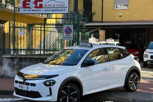 LANCIA Ypsilon Hybrid e-DCT