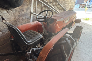 Trattore modello Fiat td 300 4WD