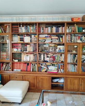 Libreria in legno massello – 4x2,5 metri