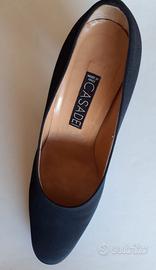 elegante decolletè nero