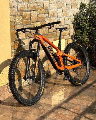 Trek slash 9.8
