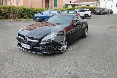 MERCEDES SLC 180 AMG line