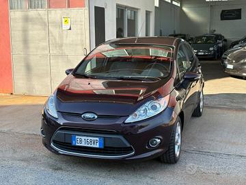 Ford Fiesta 1.4 5 porte Bz.- GPL Titanium UNICO PR