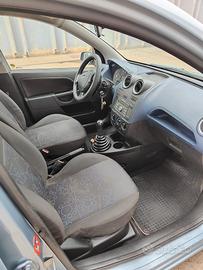 auto Ford Fiesta 1400 TDCI