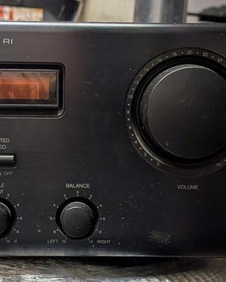 Amplificatore Onkyo A-RV401