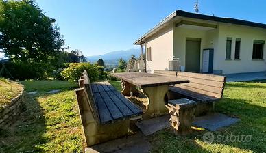 Camere matrimoniali con bagno privato in villa