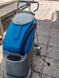 lavasciuga completa di due batterie 