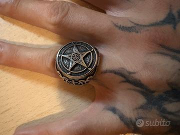 Anello con pentacolo