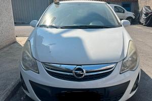 Opel Corsa 1.2 GPL Testata da rivedere