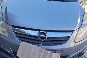 OPEL CORSA USATA ANCHE  PER NEOPATENTATI