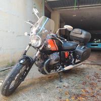 Moto Guzzi V7 - 2014