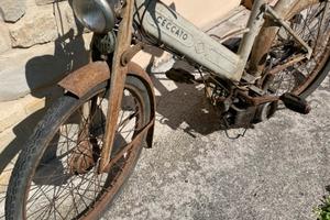 Lotto di ciclomotori d'epoca Velosolex e Ceccato