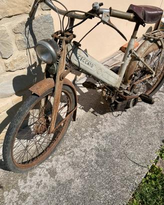 Lotto di ciclomotori d'epoca Velosolex e Ceccato