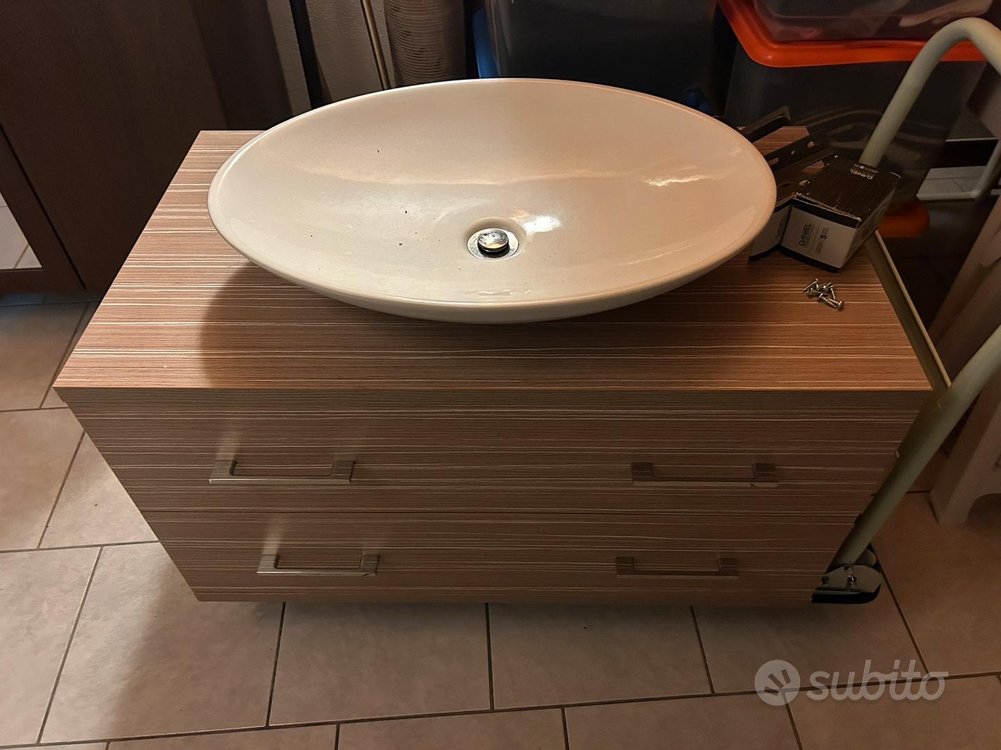 Mobile bagno completo accessori - Arredamento e Casalinghi In vendita a  Modena