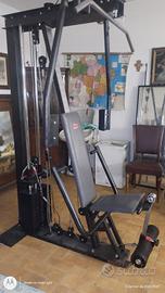 Attrezzatura da palestra multifunzione