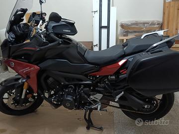 Tracer 900 GT